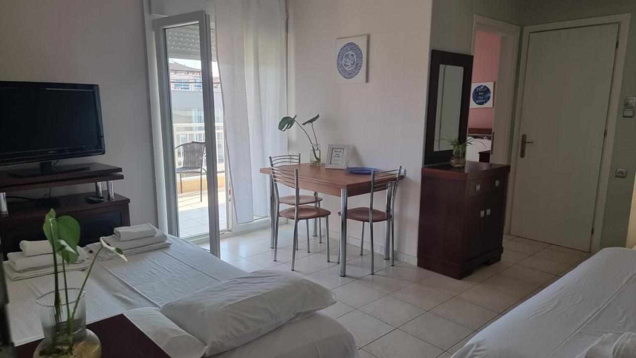 Seaside Luxury Suites By Sarigianni Paralia Katerinis Exterior photo